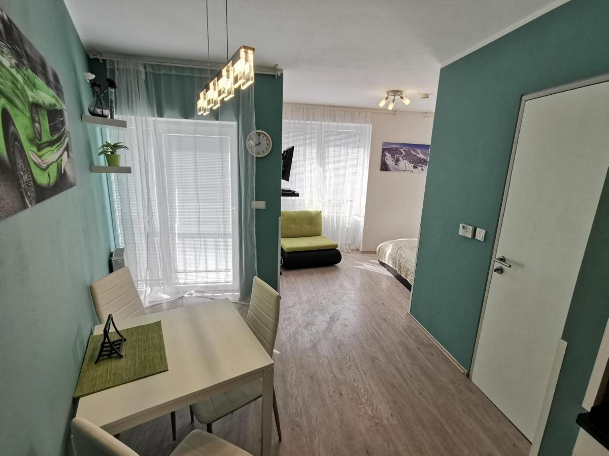 Apartman Mustang Klinovec Loučná pod Klínovcem Eksteriør billede