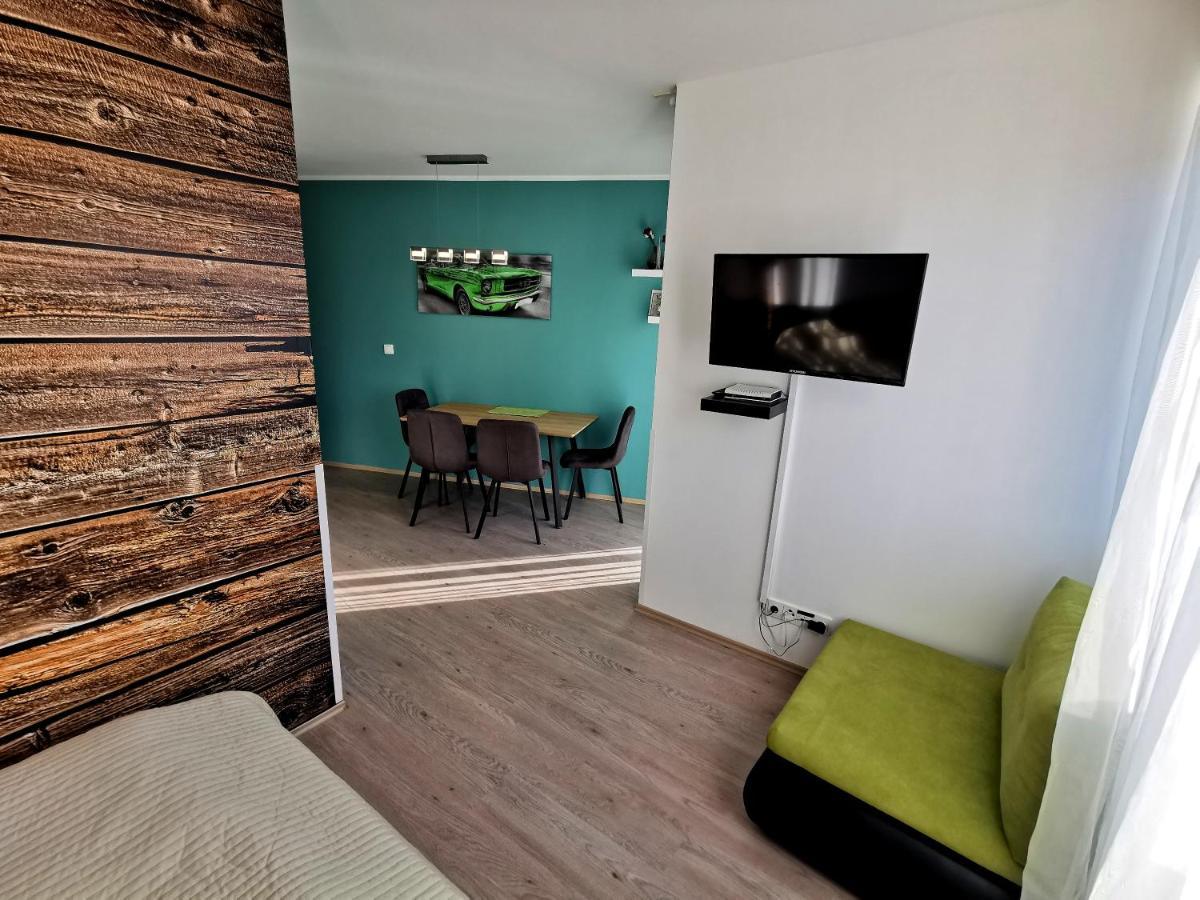 Apartman Mustang Klinovec Loučná pod Klínovcem Eksteriør billede